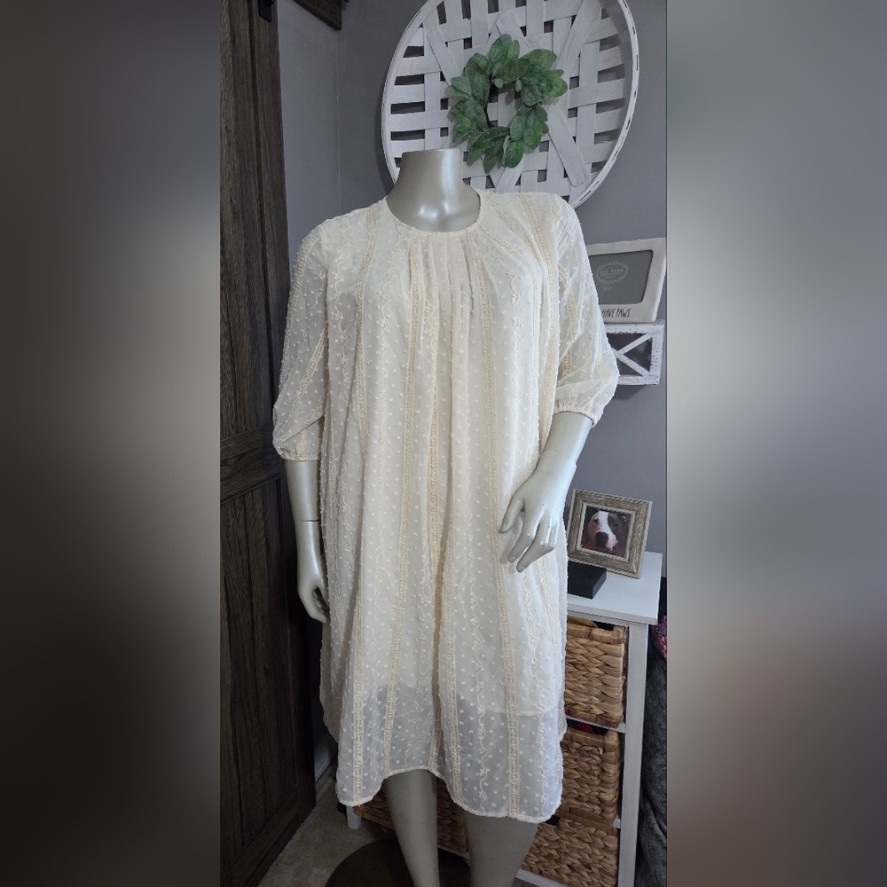 Bliss Cream Textured Midi Dress